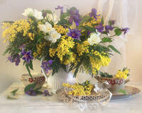 Без бренда «Натюрморт из мимоз и колокольчиков» в Севастополе