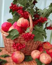 Без бренда «Плетёная корзина с калиной и яблоками» в Севастополе